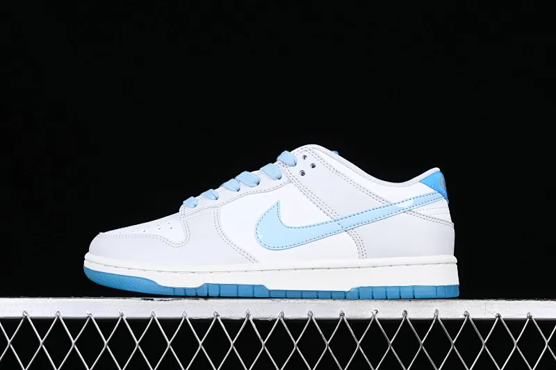 All categories Nk SB Dunk series Nk SB Dunk Low low-top sneakers Nk SB Dunk Low "520" Valentine's Day limited SB low-top sports and leisure sneakers FN3433-141